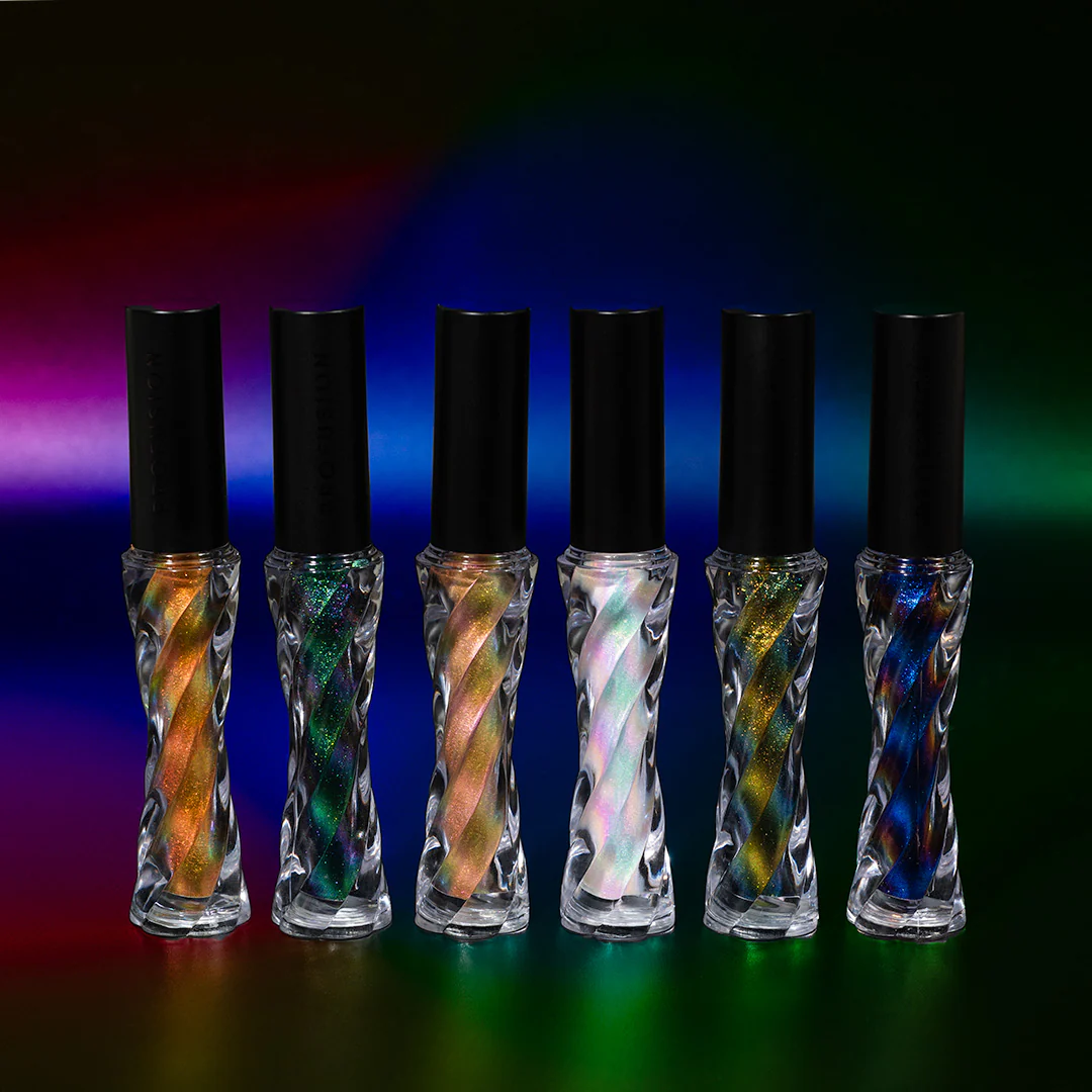 Prismatic Chrome Liquid Eyeshadow - Image 15